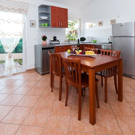 פורץ Villa Istria מראה חיצוני תמונה