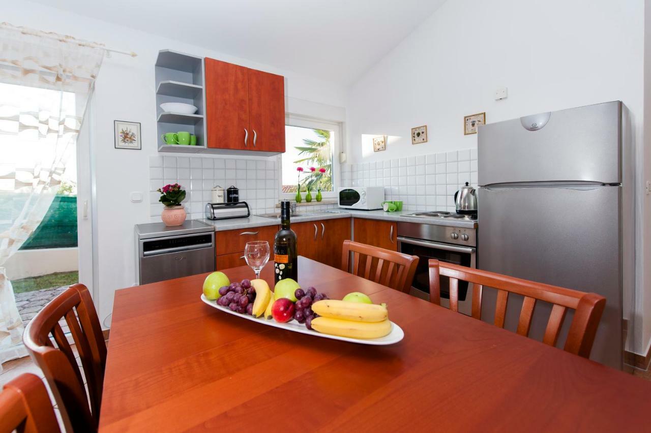 פורץ Villa Istria מראה חיצוני תמונה