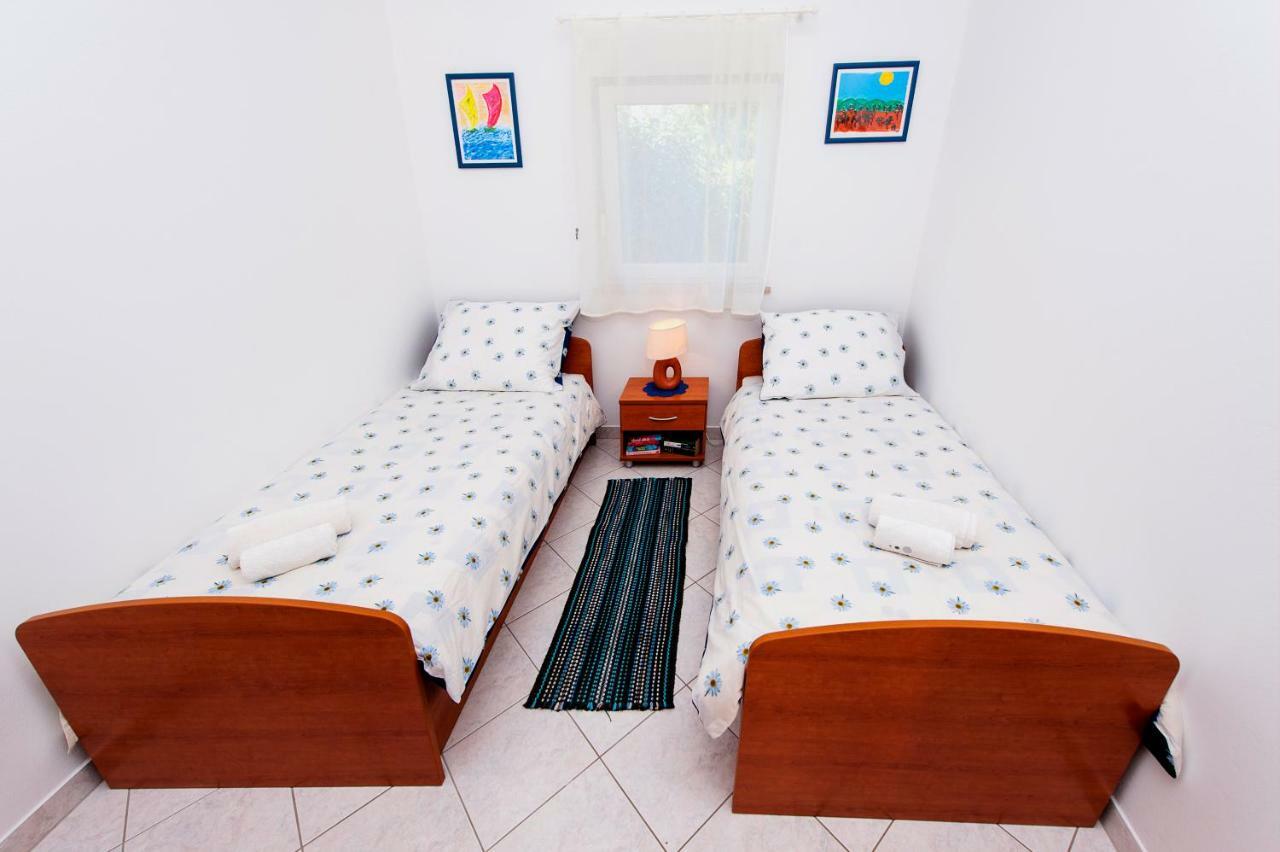פורץ Villa Istria מראה חיצוני תמונה